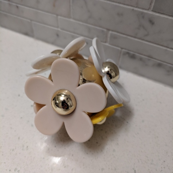 Marc Jacobs Daisy Eau So Fresh Perfume - Picture 3 of 4